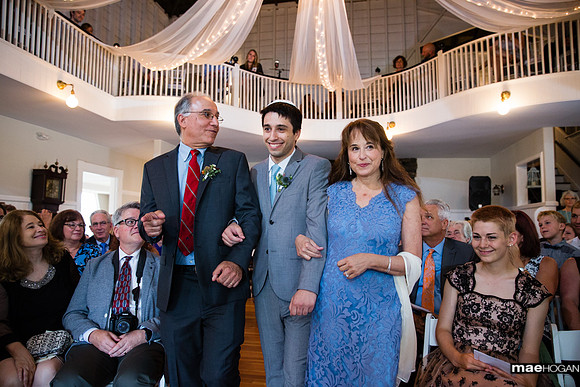 Jewish wedding processional